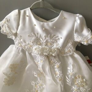 NWT White formal embellished infant dress size 6-9 months